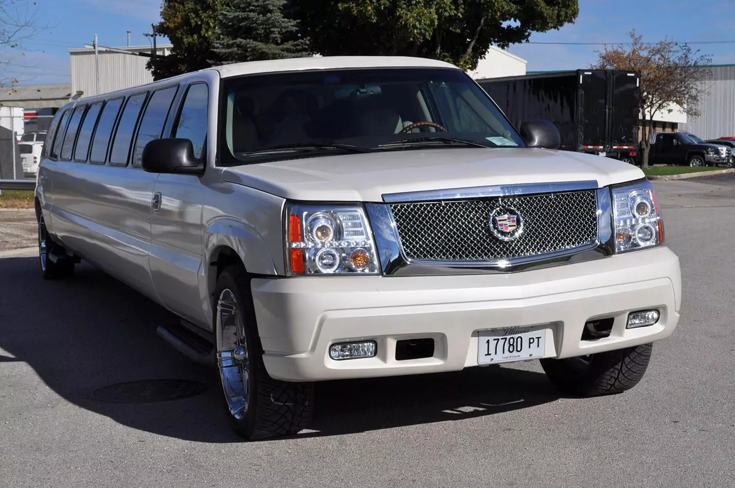 Hummer Limo Exterior