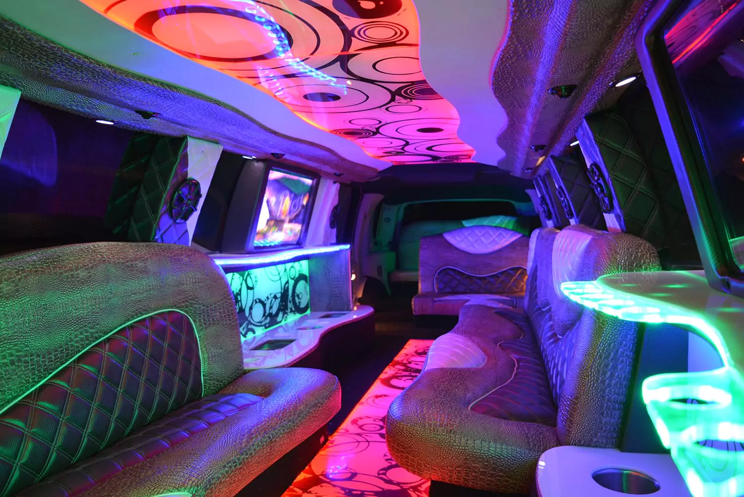 AVITAL CHICAGO PARTY BUS AND LIMOUSINE