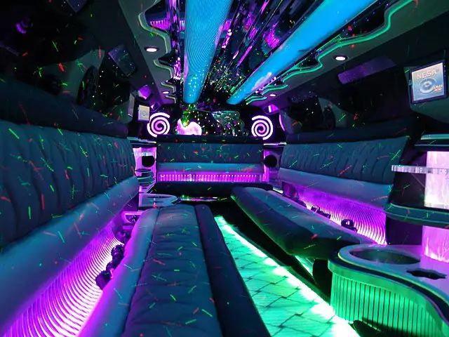 AVITAL CHICAGO PARTY BUS AND LIMOUSINE