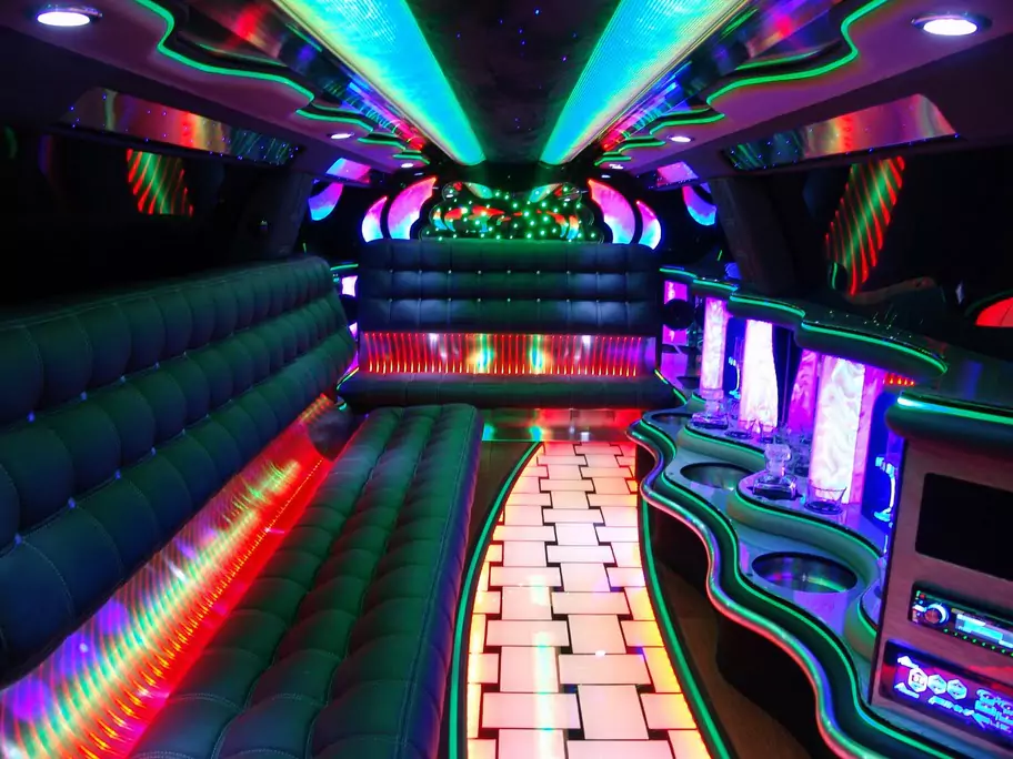 AVITAL CHICAGO PARTY BUS AND LIMOUSINE