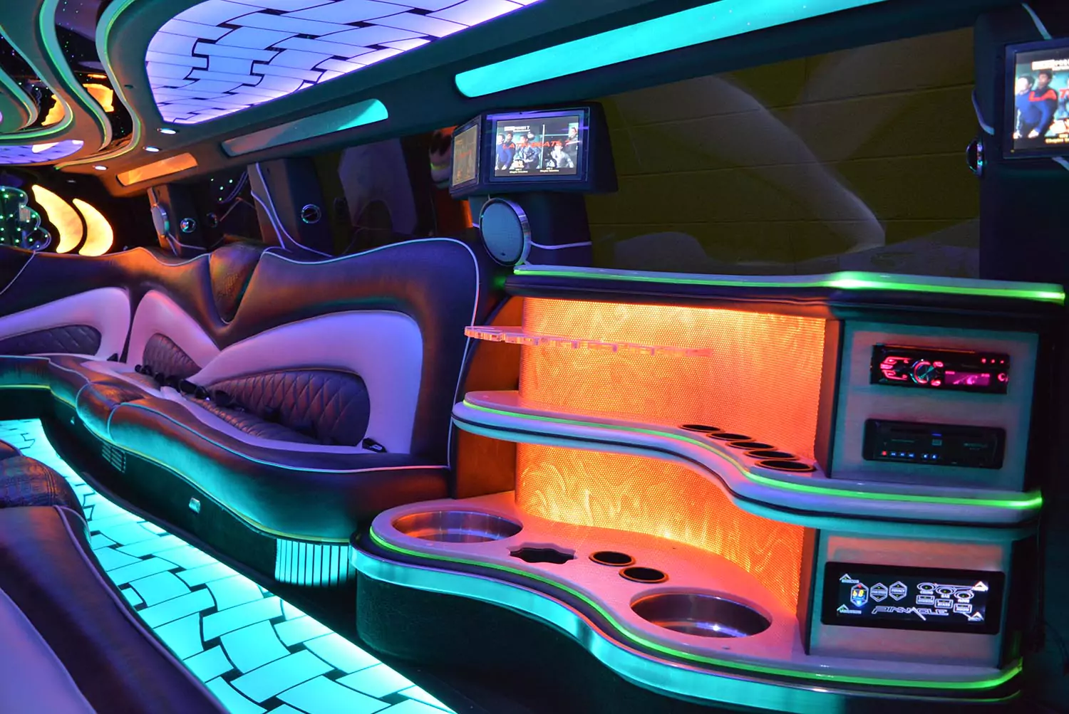 AVITAL CHICAGO PARTY BUS AND LIMOUSINE