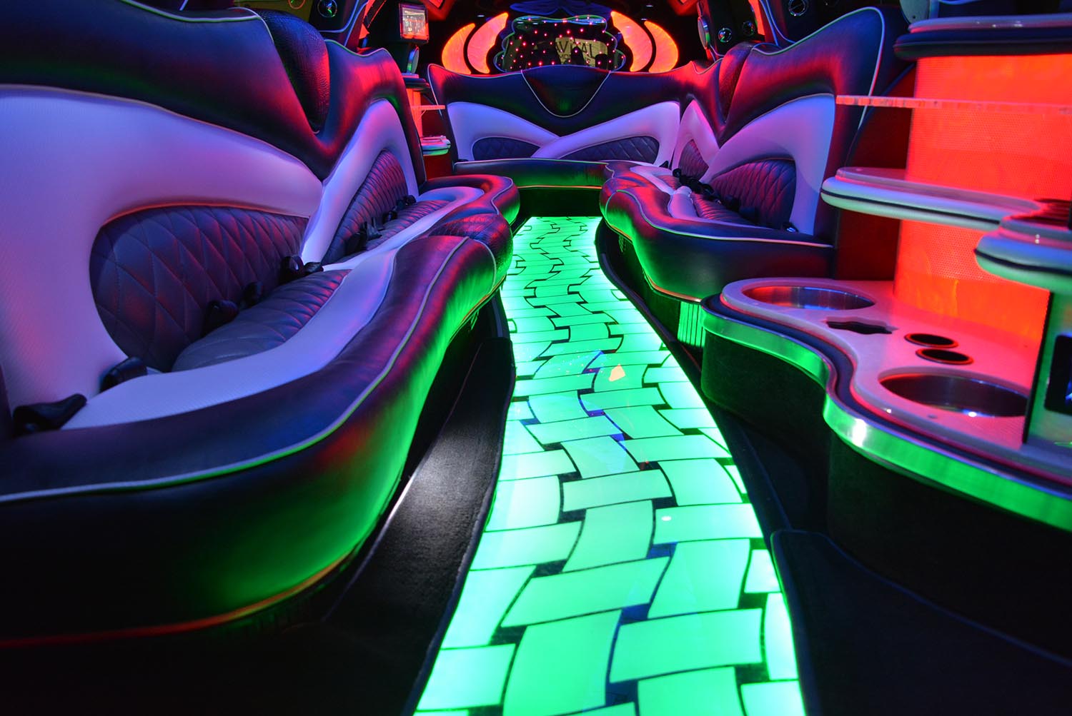 AVITAL CHICAGO PARTY BUS AND LIMOUSINE