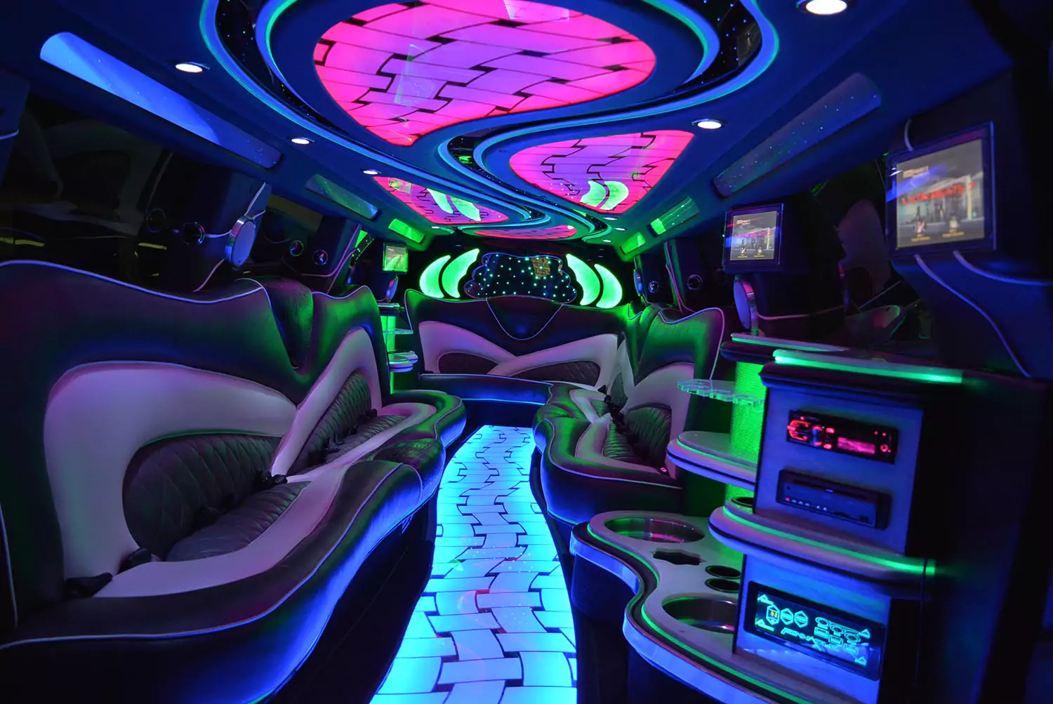 AVITAL CHICAGO PARTY BUS AND LIMOUSINE