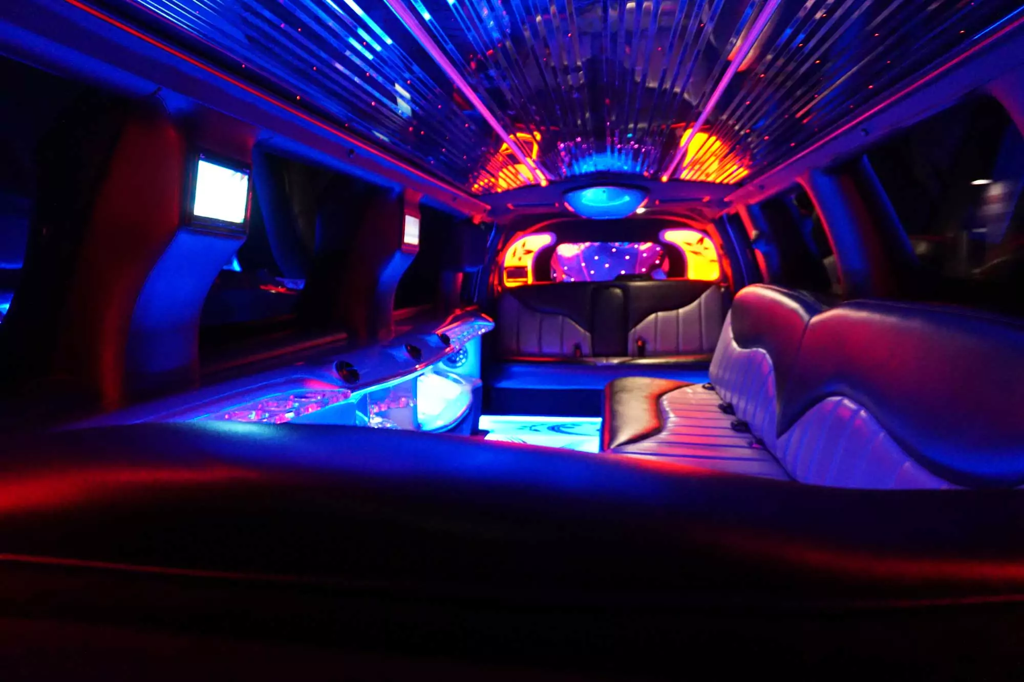 AVITAL CHICAGO PARTY BUS AND LIMOUSINE