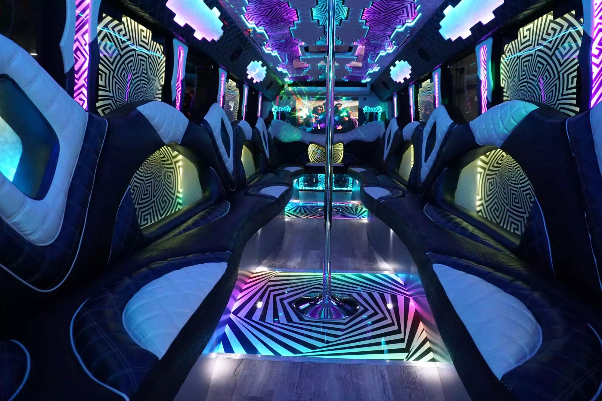 AVITAL CHICAGO PARTY BUS AND LIMOUSINE