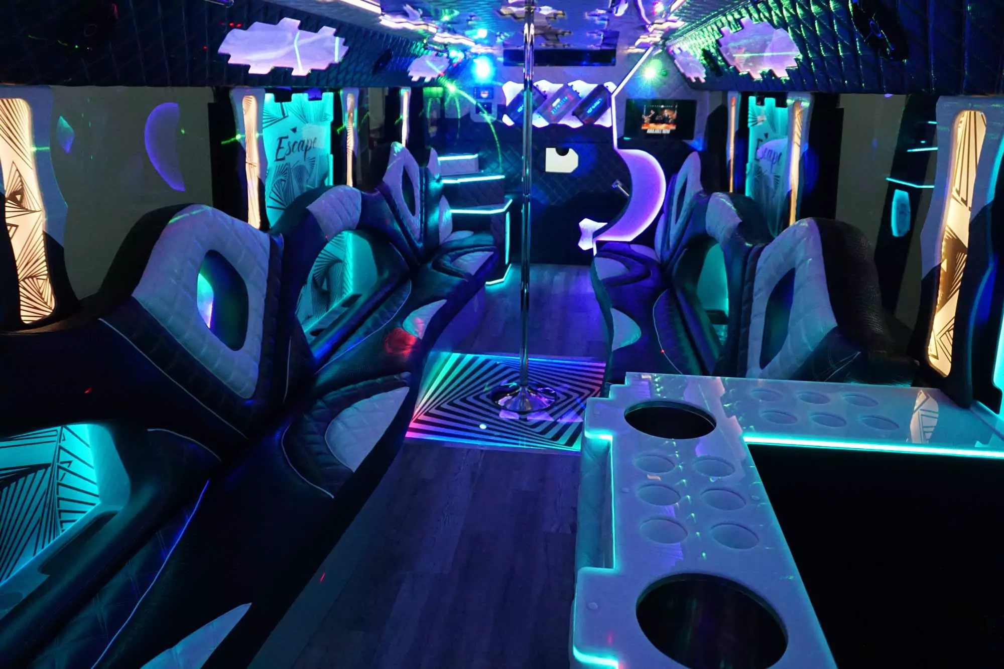 AVITAL CHICAGO PARTY BUS AND LIMOUSINE