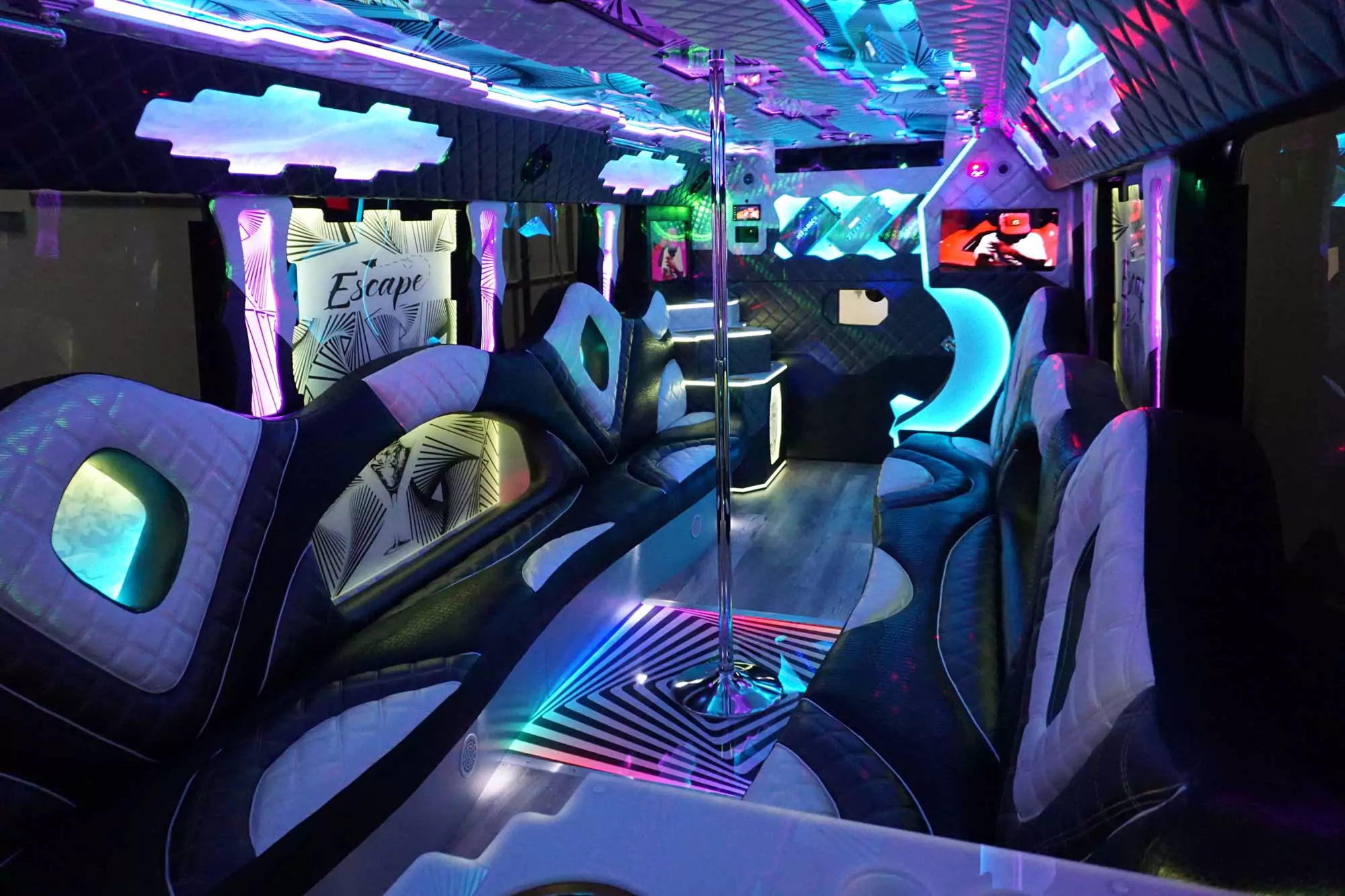 AVITAL CHICAGO PARTY BUS AND LIMOUSINE