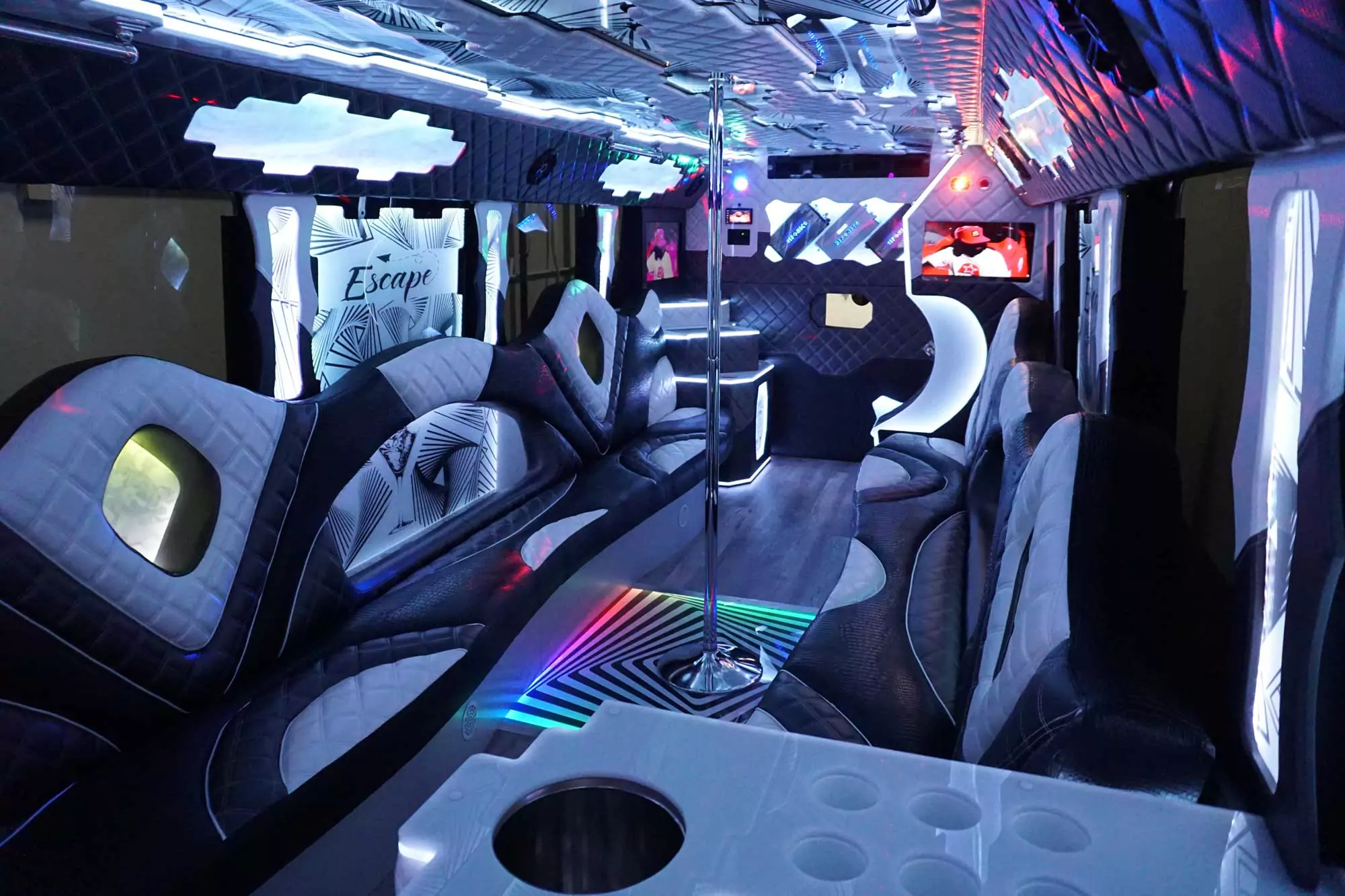 AVITAL CHICAGO PARTY BUS AND LIMOUSINE