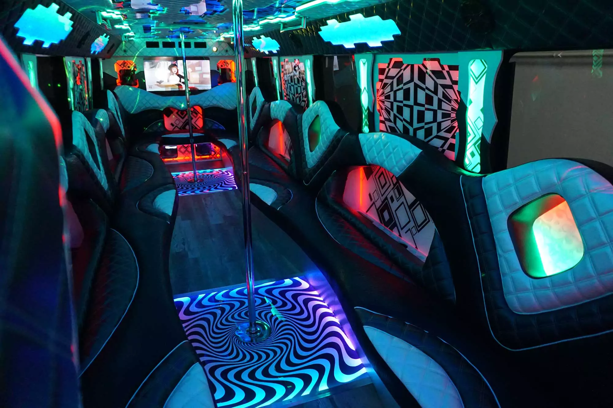 AVITAL CHICAGO PARTY BUS AND LIMOUSINE