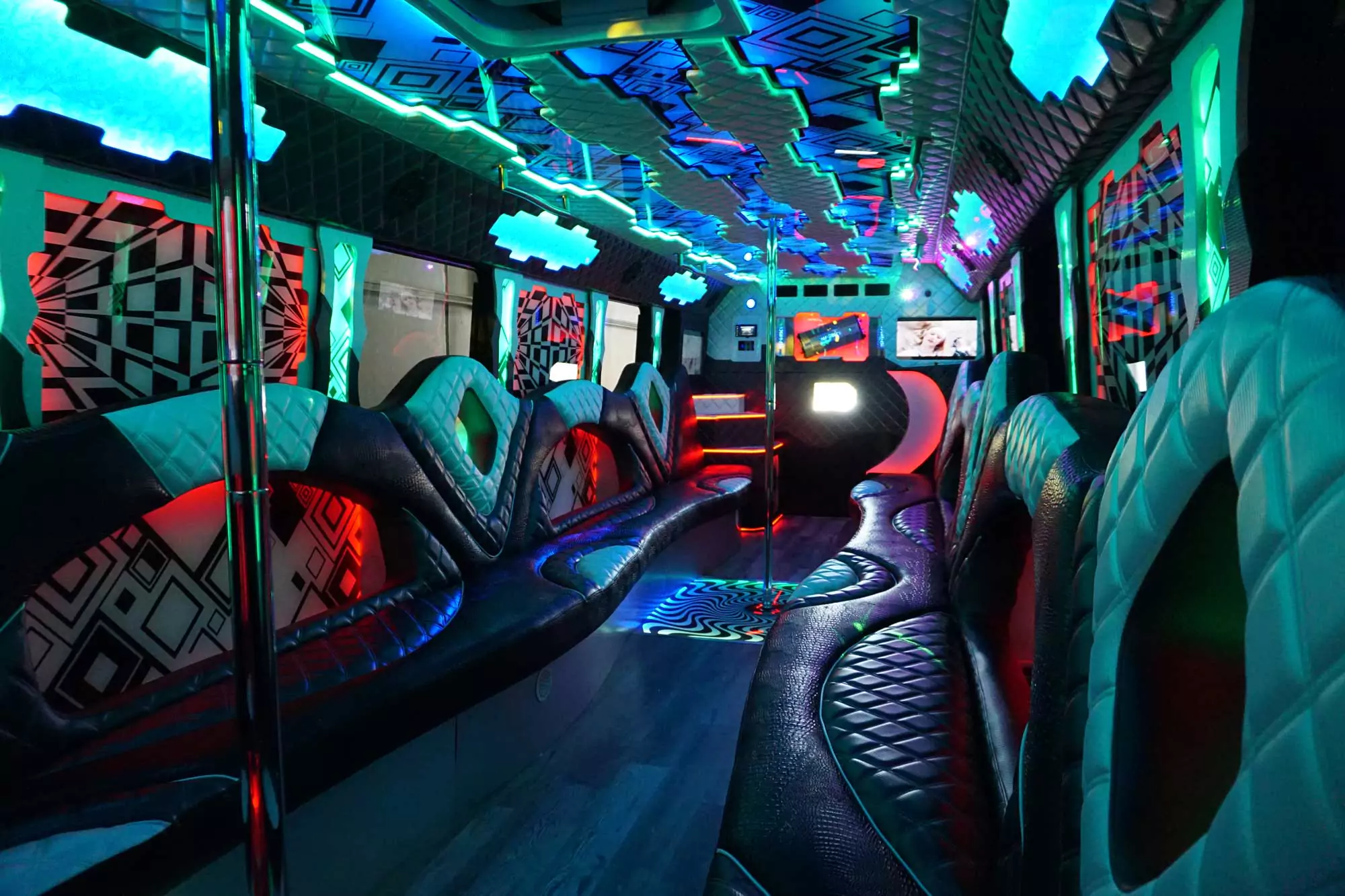 AVITAL CHICAGO PARTY BUS AND LIMOUSINE