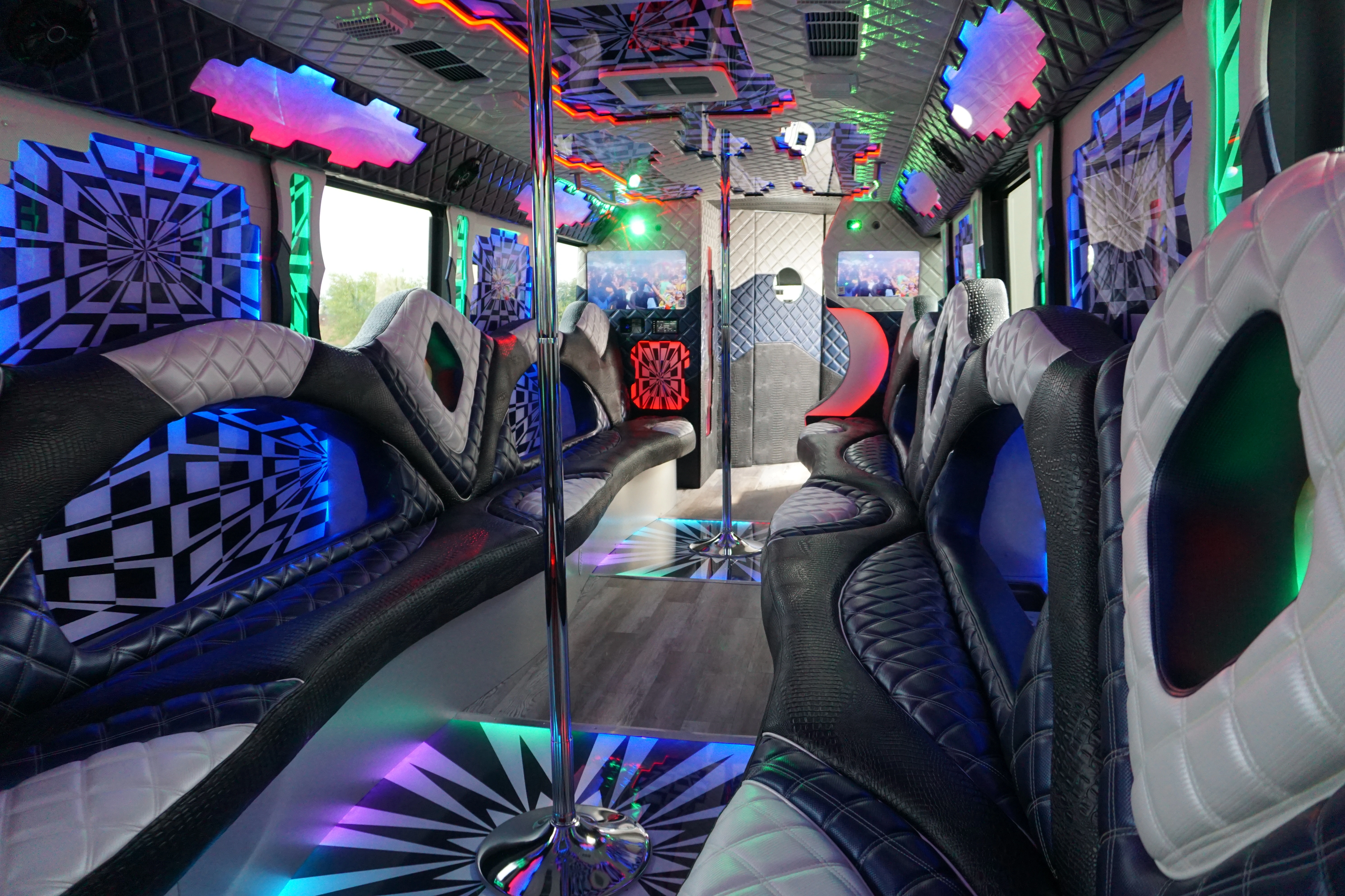 AVITAL CHICAGO PARTY BUS AND LIMOUSINE