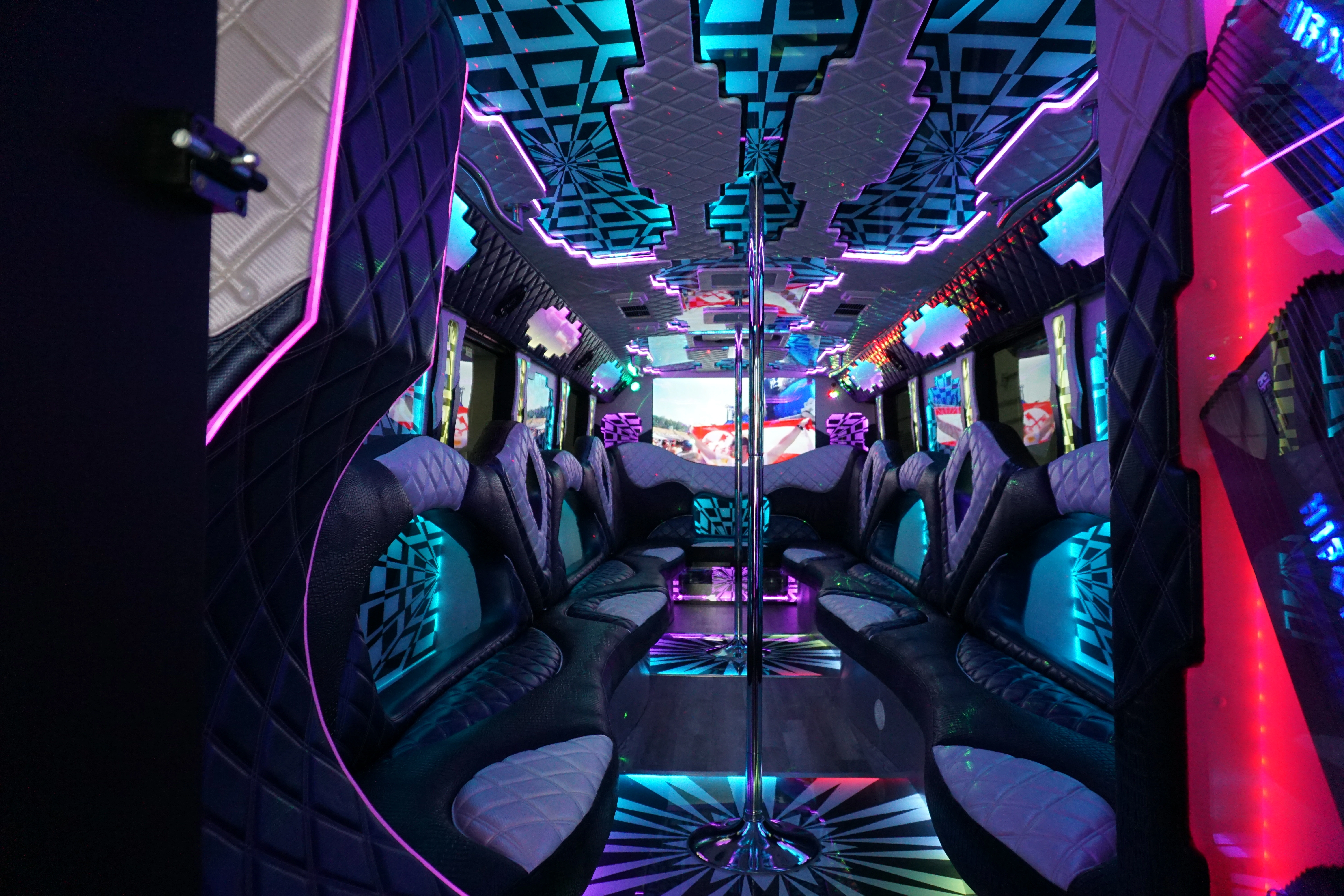 AVITAL CHICAGO PARTY BUS AND LIMOUSINE