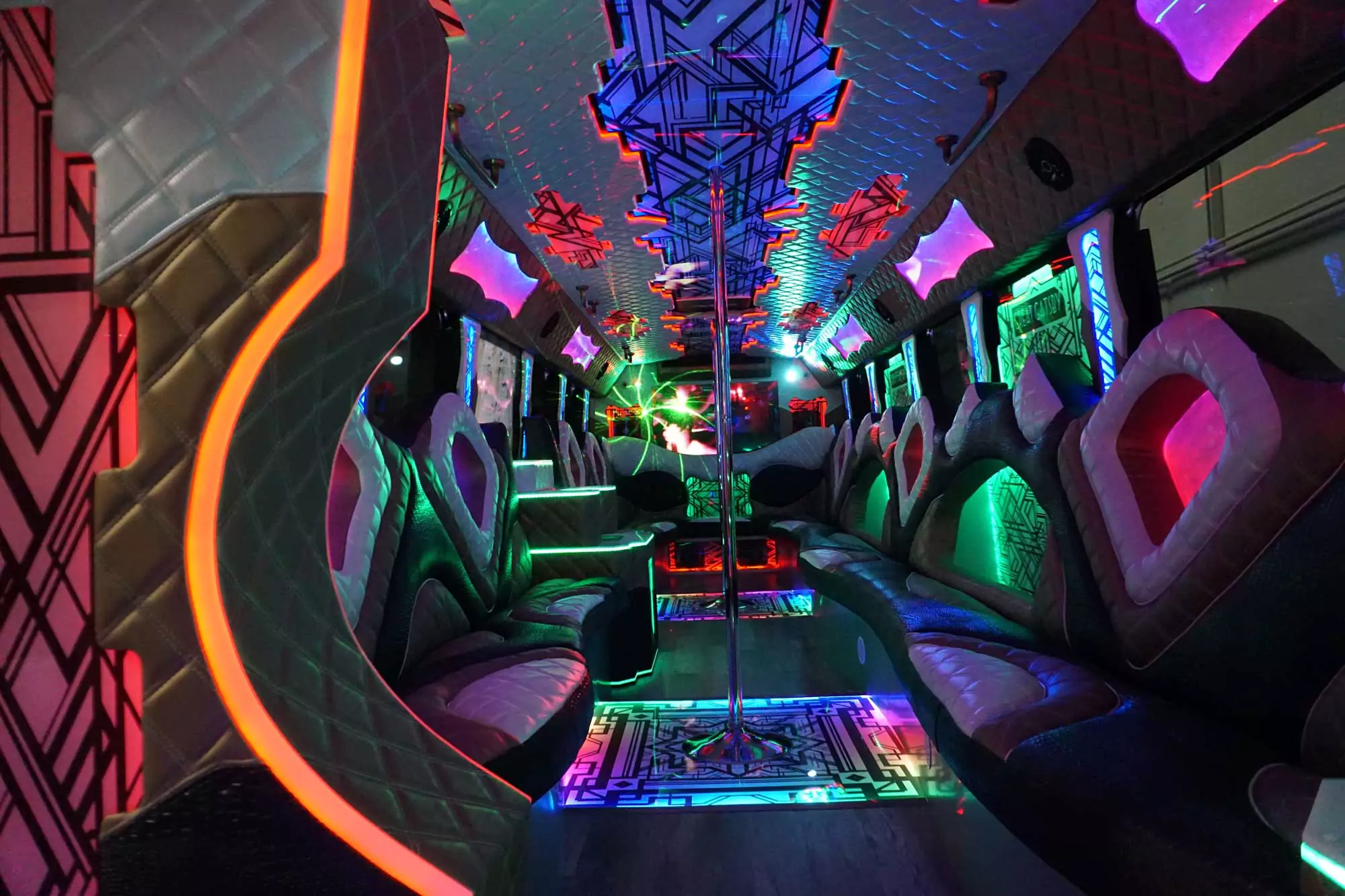 AVITAL CHICAGO PARTY BUS AND LIMOUSINE