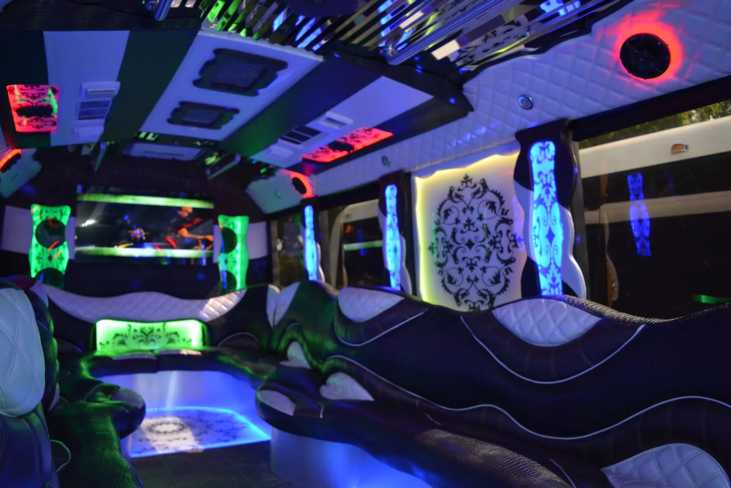 AVITAL CHICAGO PARTY BUS AND LIMOUSINE