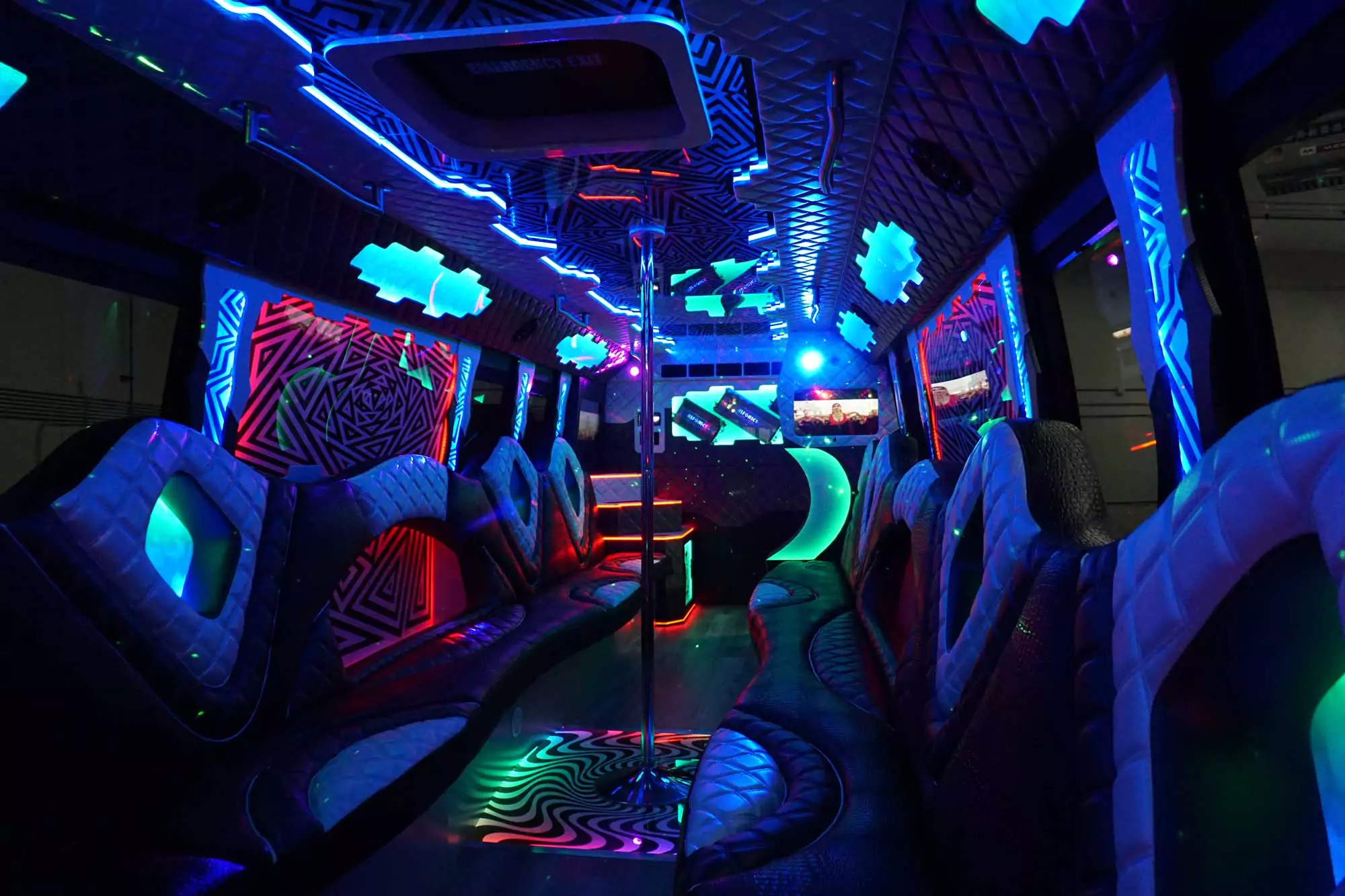 AVITAL CHICAGO PARTY BUS AND LIMOUSINE