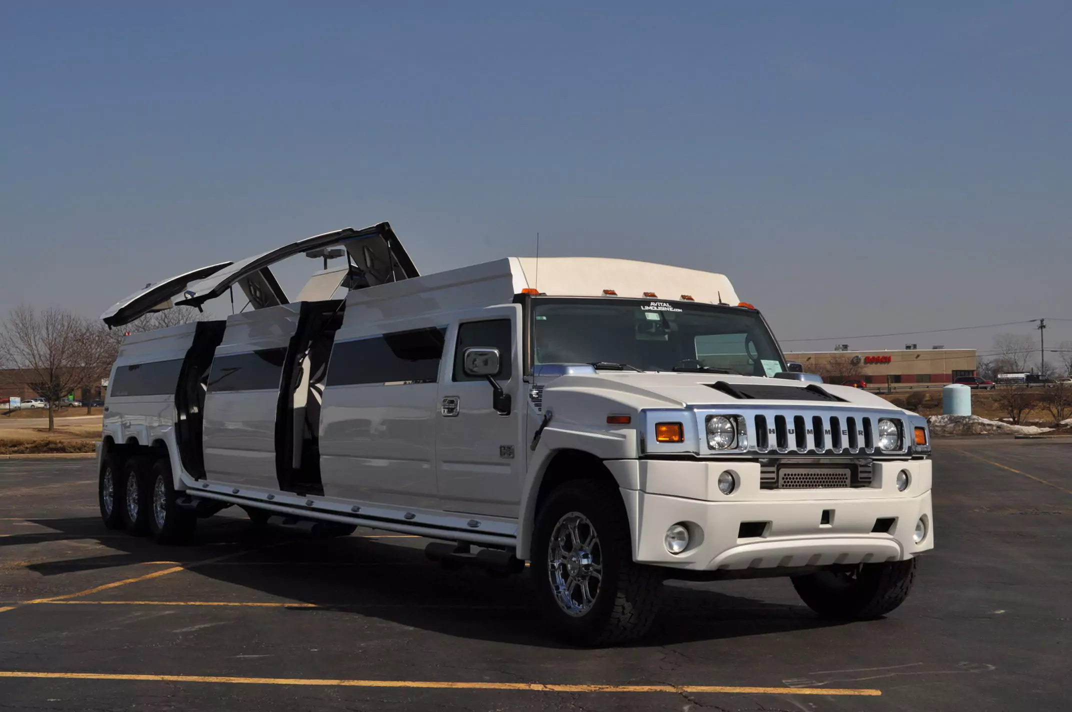 Benefits of Hiring a Hummer Limo