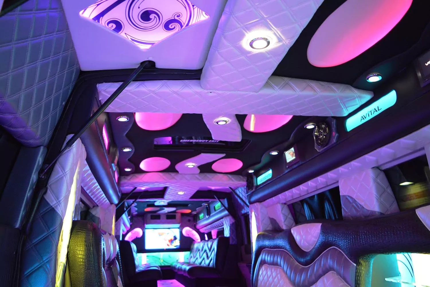 Chicago night party limo