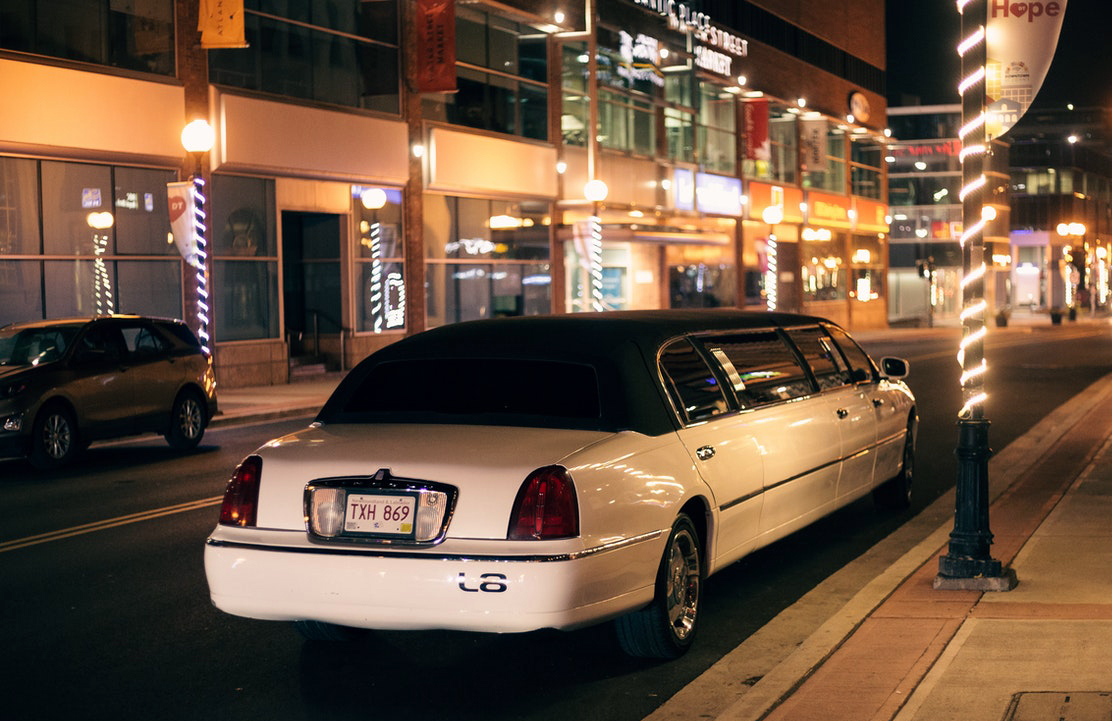 Chicago Bachelorette Party Limo Rental Services